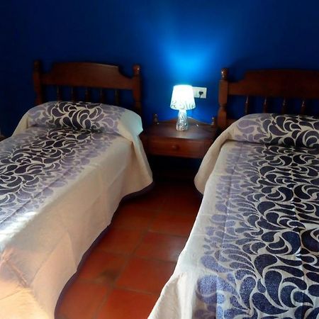 Hostal De La Villa Molinos Extérieur photo