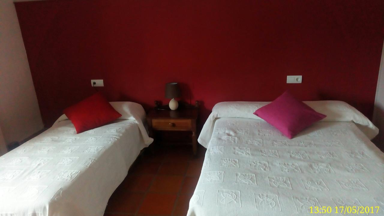 Hostal De La Villa Molinos Extérieur photo