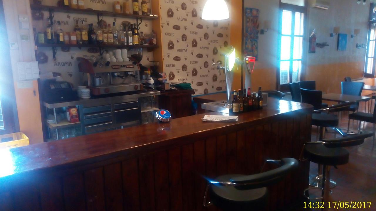Hostal De La Villa Molinos Extérieur photo