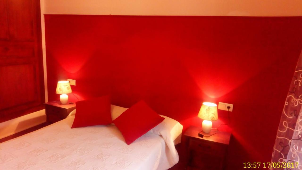 Hostal De La Villa Molinos Extérieur photo