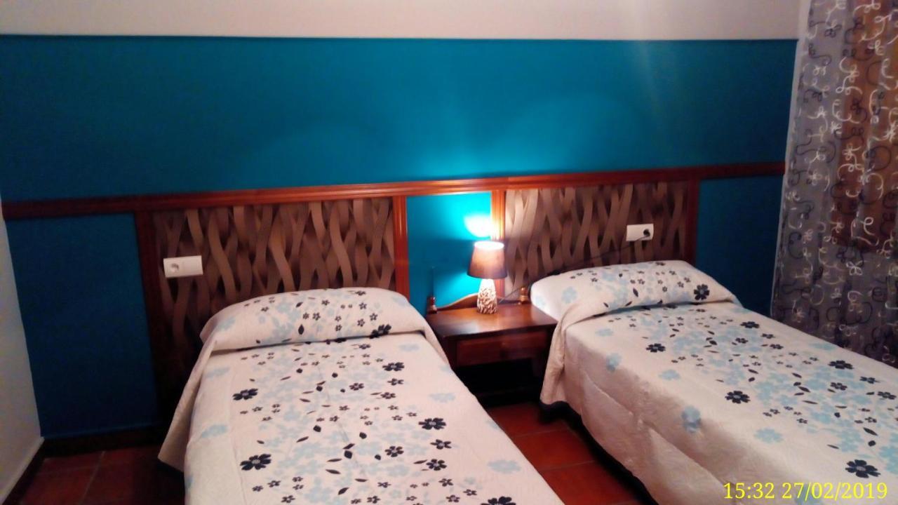 Hostal De La Villa Molinos Extérieur photo
